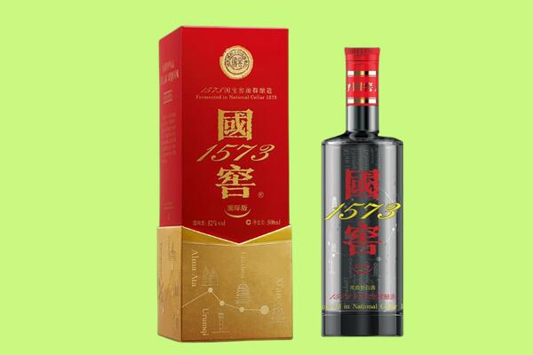 伊犁哈萨克回收国窖1573.jpg