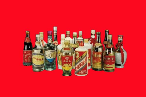 伊犁哈萨克回收十八老酒.jpg